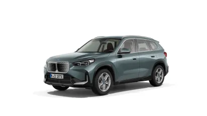 BMW ix1 suv 2023 integrované lyžiny